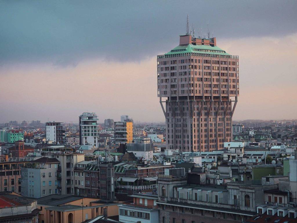 negozio in affitto a Milano