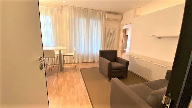 appartamento in affitto a Milano in zona Centro Direzionale
