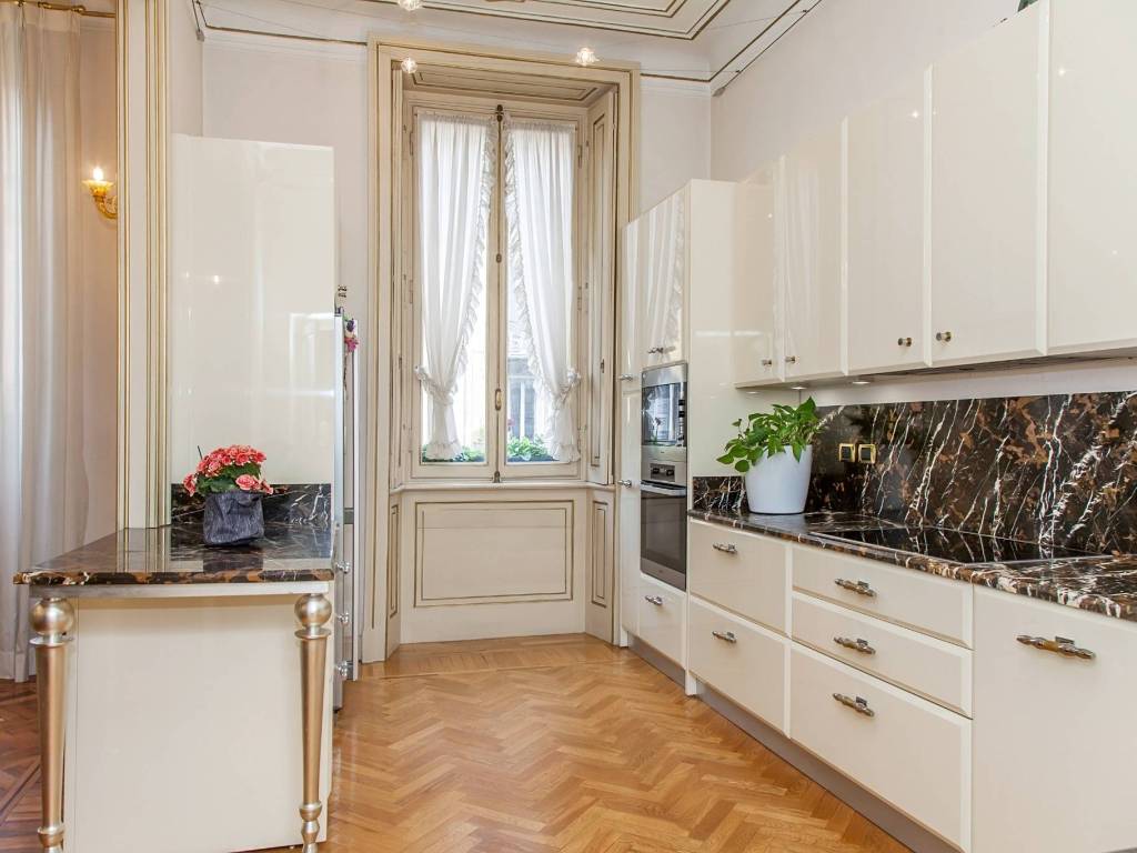 appartamento in affitto a Milano in zona Centro Direzionale