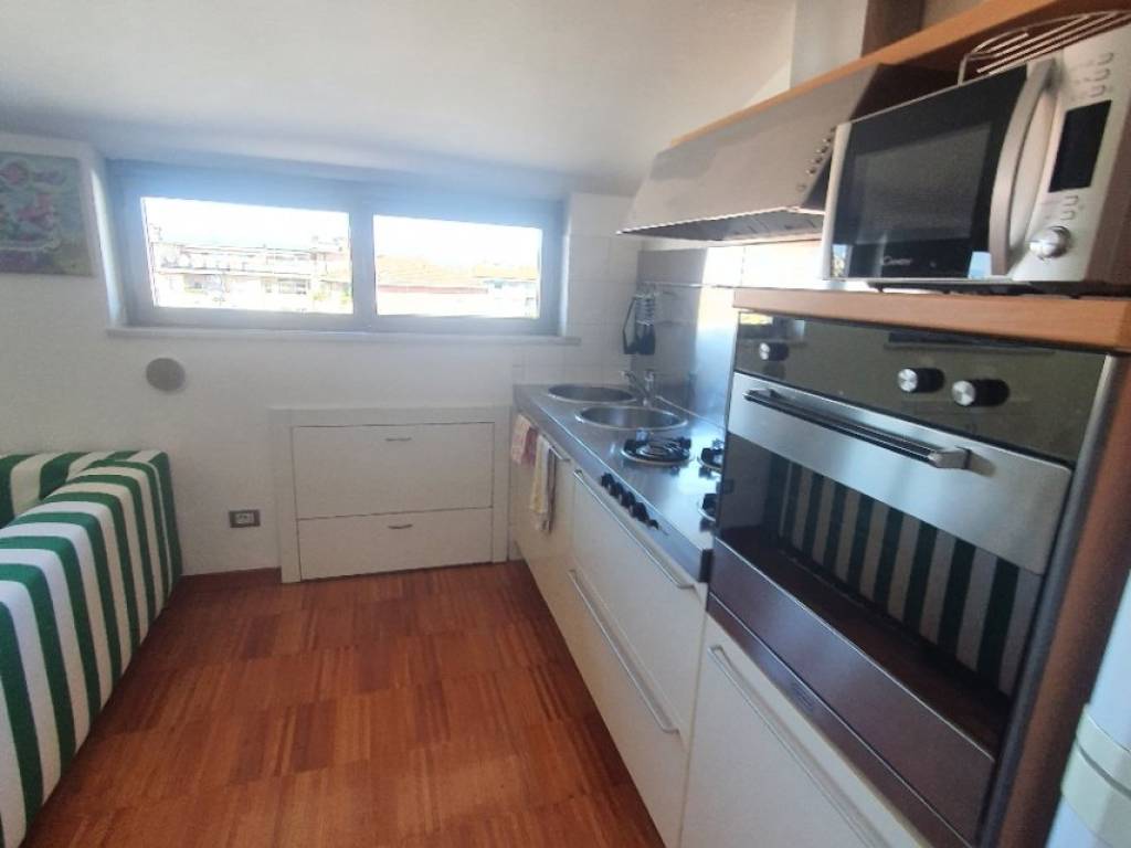 appartamento in affitto a Milano in zona Centro Direzionale