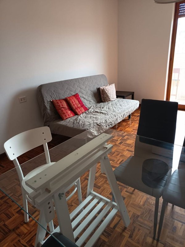 appartamento in affitto a Milano in zona Porta Genova