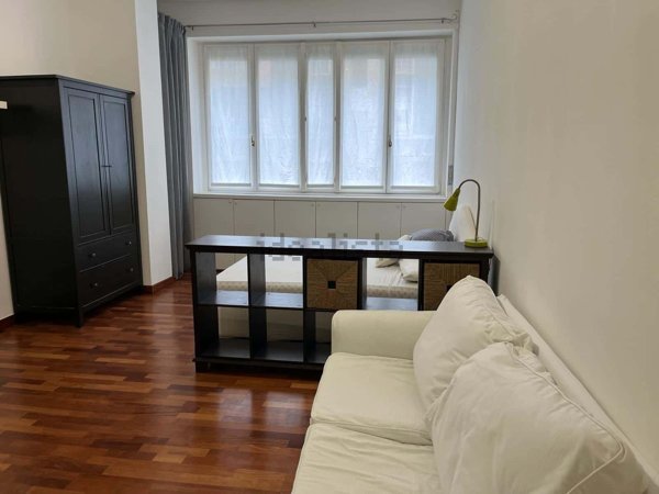 appartamento in affitto a Milano in zona Lorenteggio