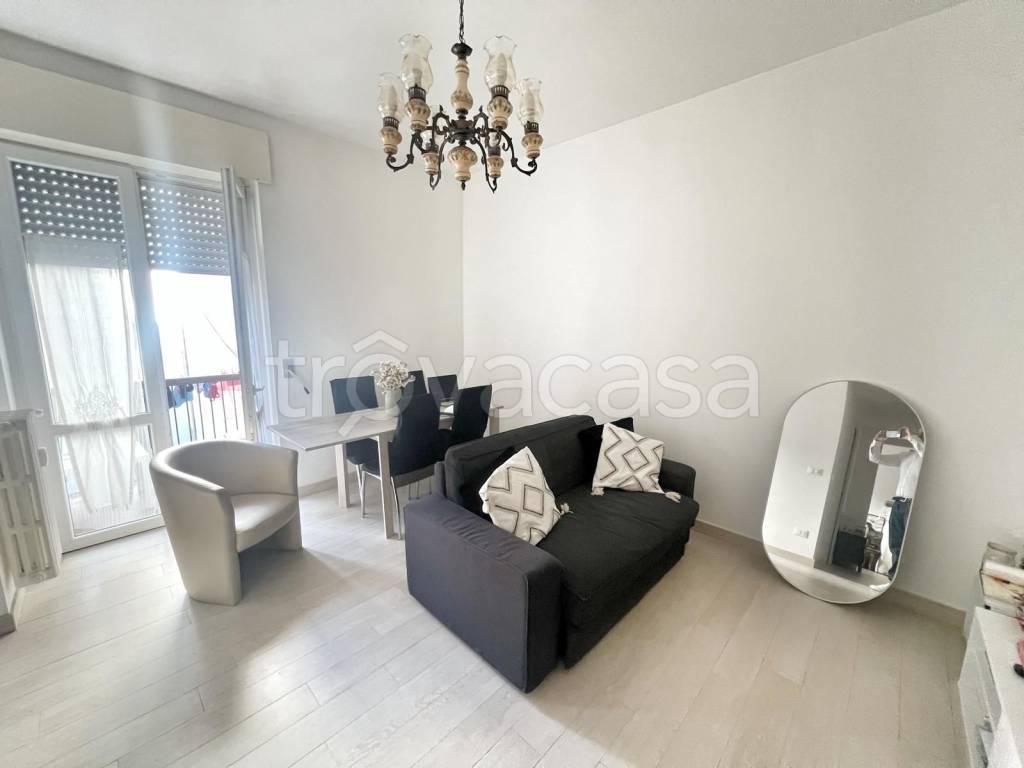 appartamento in affitto a Milano in zona Vigentino