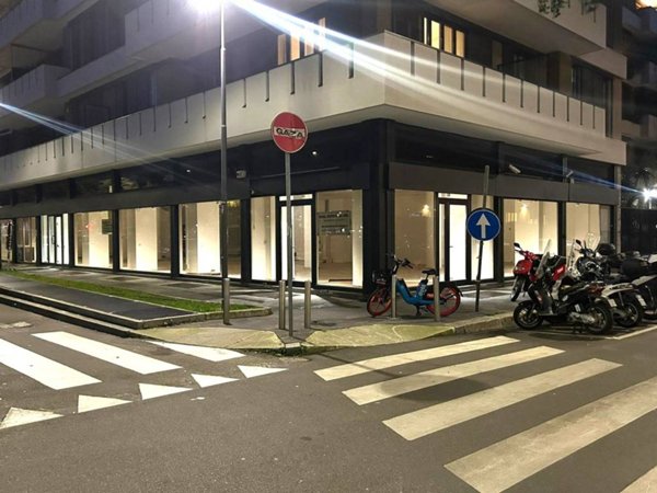 negozio in affitto a Milano in zona Porta Venezia