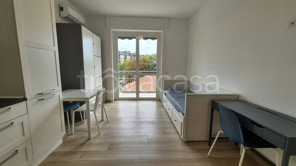 appartamento in affitto a Milano in zona Corvetto