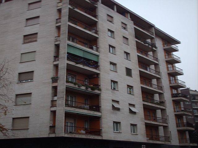 appartamento in affitto a Milano in zona Rembrandt