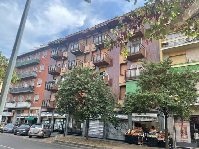 appartamento in affitto a Milano in zona Baggio