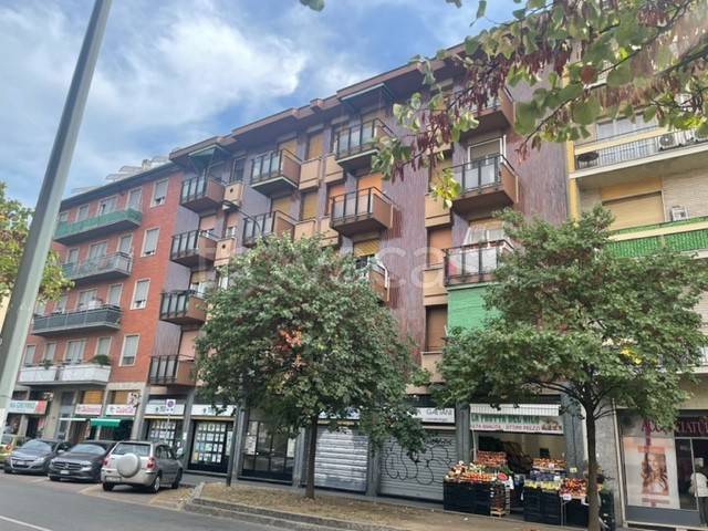 appartamento in affitto a Milano in zona Baggio