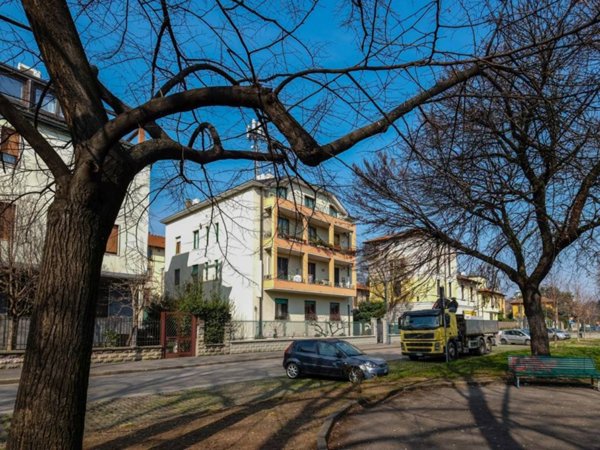 appartamento in affitto a Milano in zona Isola