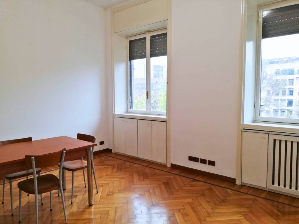 appartamento in affitto a Milano in zona Bullona