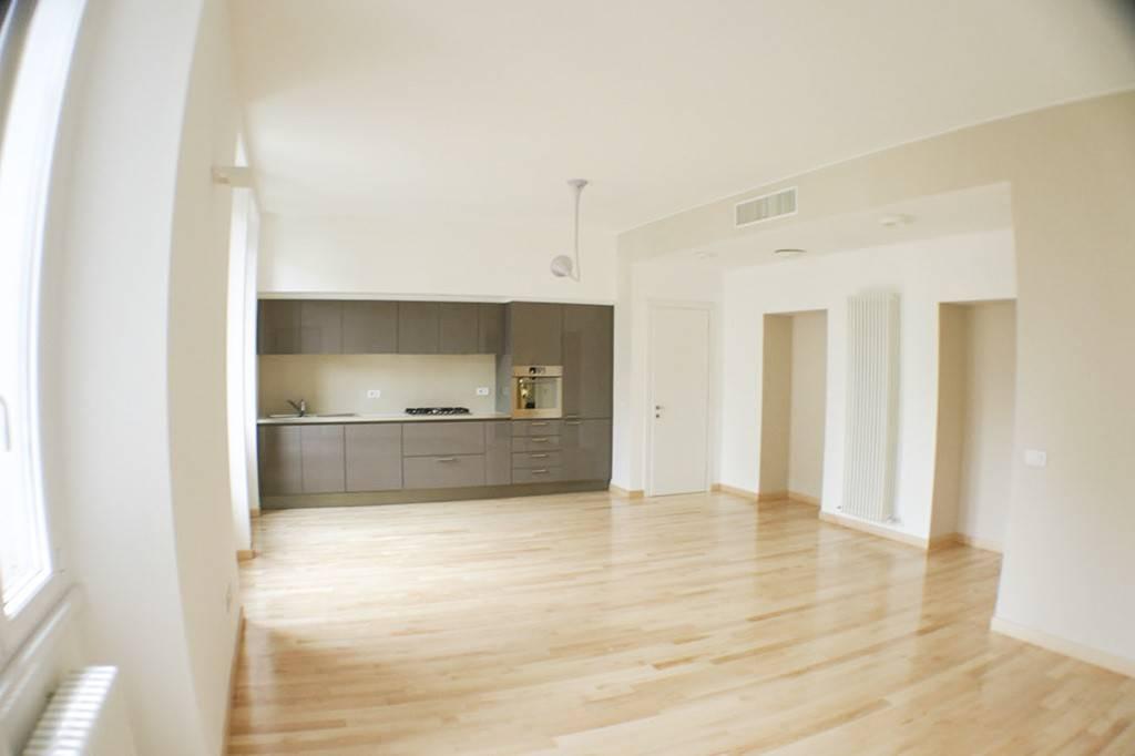 appartamento in affitto a Milano in zona Isola