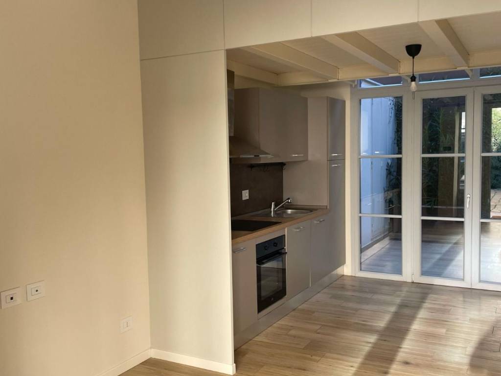 appartamento in affitto a Milano in zona Solari