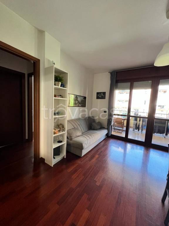 appartamento in affitto a Milano in zona Barona