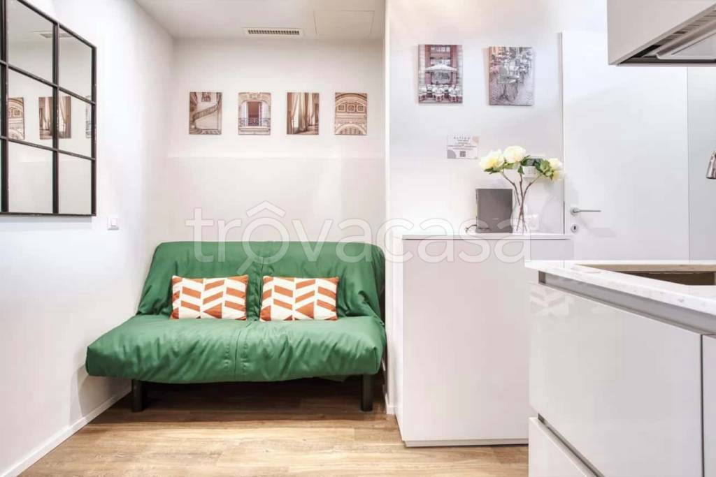 appartamento in affitto a Milano in zona Sant'Ambrogio