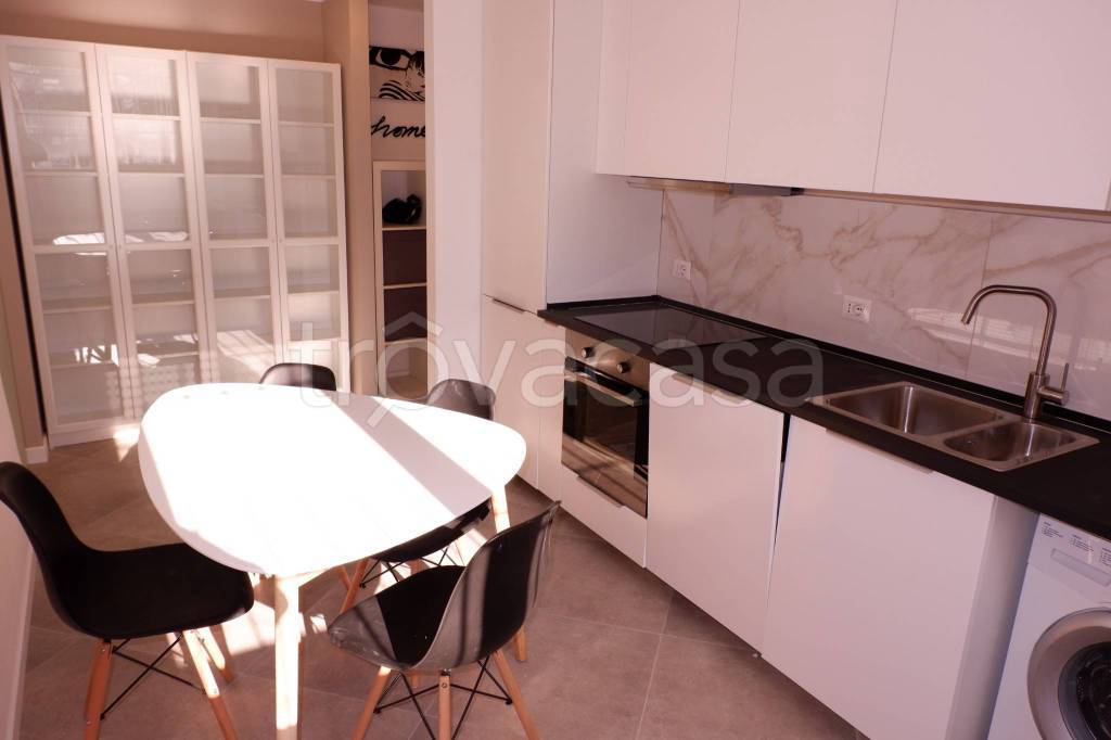 appartamento in affitto a Milano