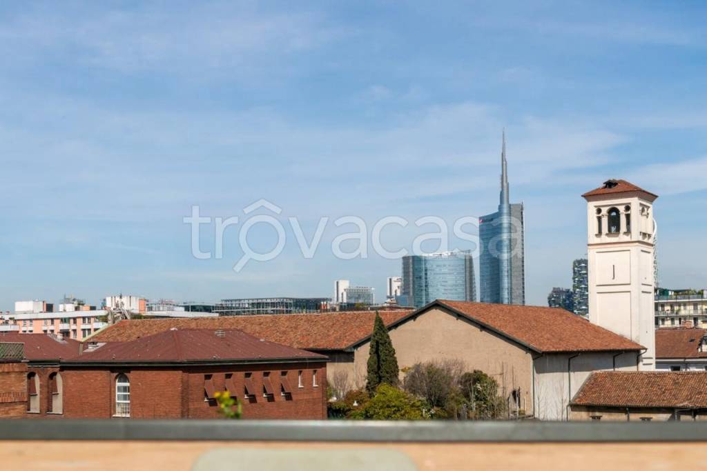 appartamento in affitto a Milano in zona Porta Nuova