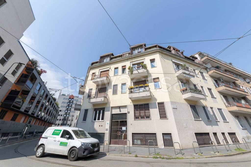 appartamento in affitto a Milano in zona Vigentino
