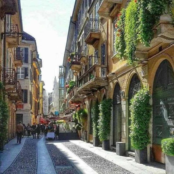 trivano in affitto a Milano in zona Brera