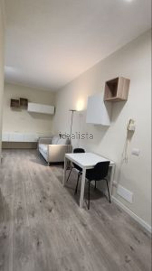 appartamento in affitto a Milano in zona Lorenteggio
