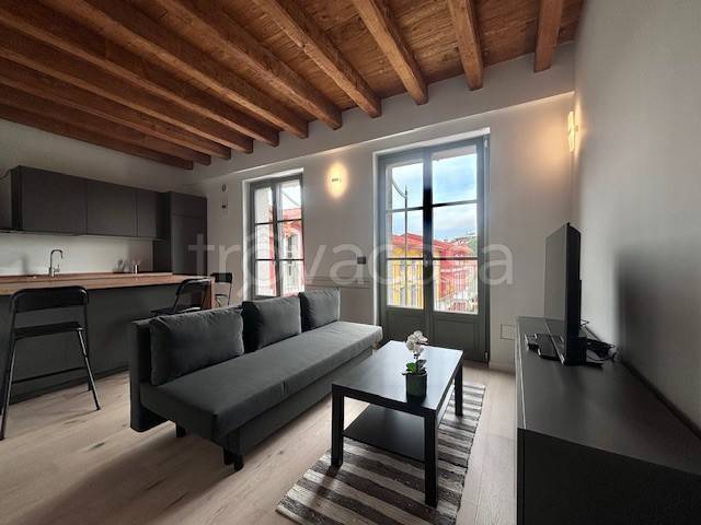 appartamento in affitto a Milano in zona Famagosta