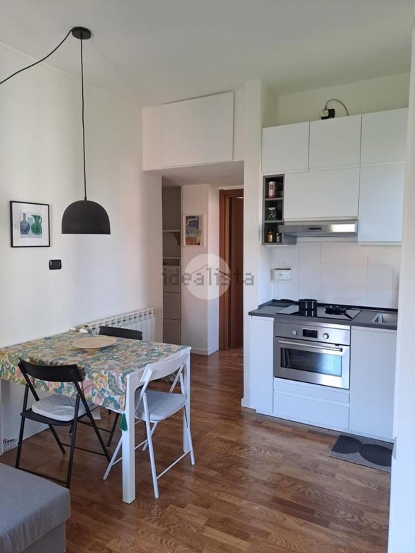 appartamento in affitto a Milano in zona Adriano