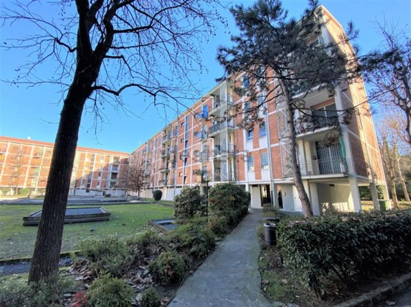 appartamento in affitto a Milano in zona Gallaratese