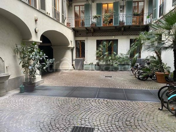 casa indipendente in affitto a Milano in zona Porta Nuova