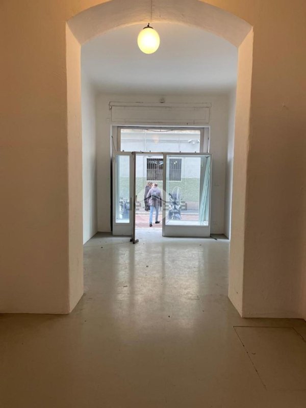 locale commerciale in affitto a Milano in zona Solari