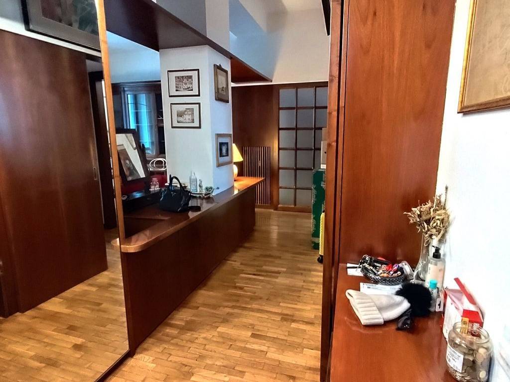 appartamento in affitto a Milano in zona Centro Direzionale