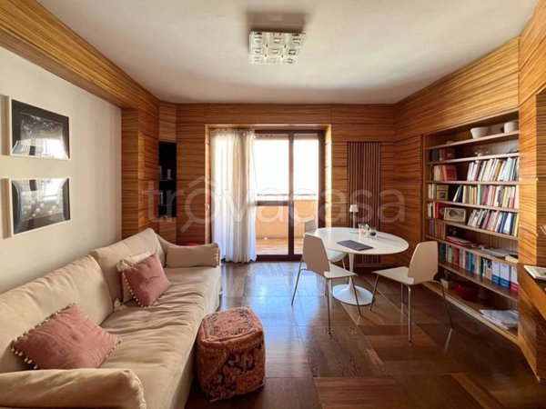 appartamento in affitto a Milano in zona Isola