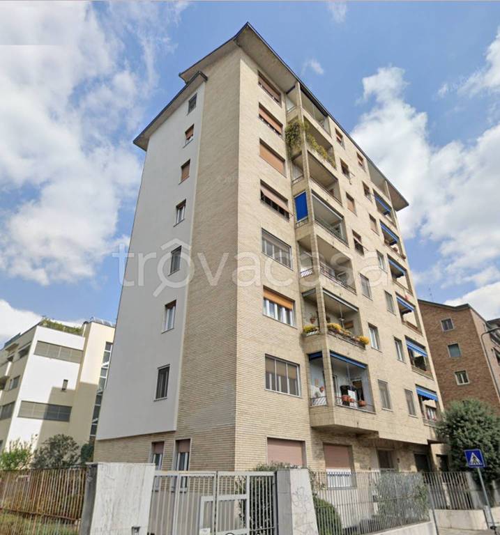 appartamento in affitto a Milano in zona Barona