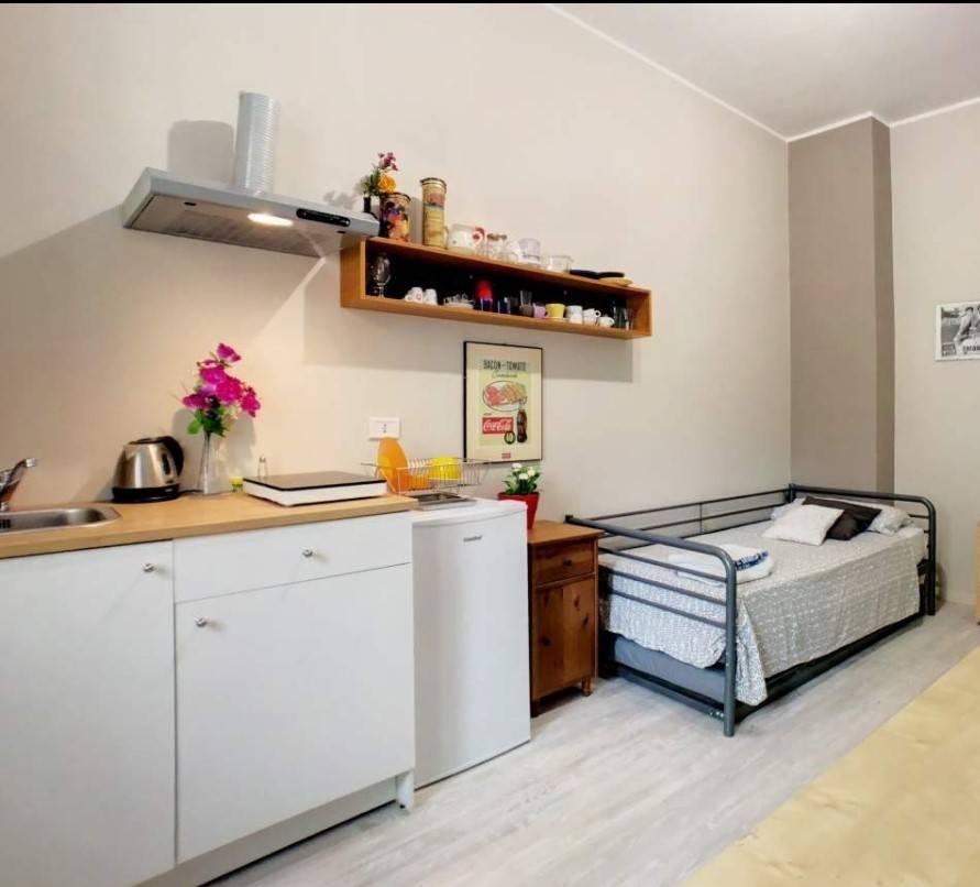 appartamento in affitto a Milano in zona Famagosta