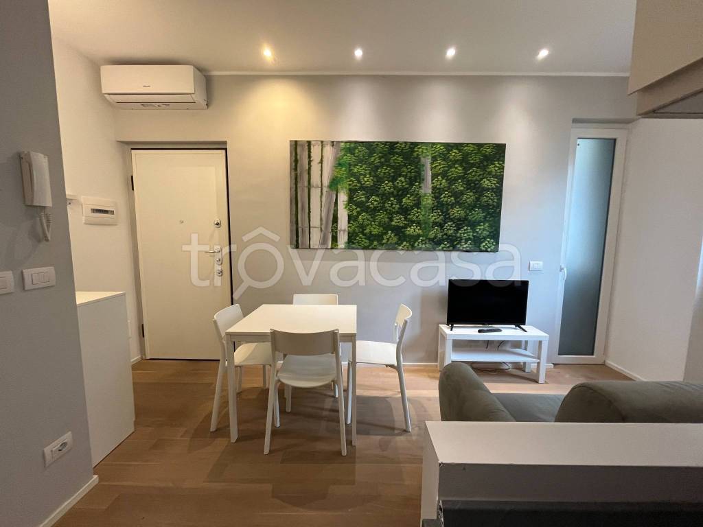 appartamento in affitto a Milano in zona Centro Direzionale