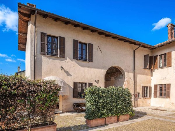 casa indipendente in affitto a Milano in zona Barona