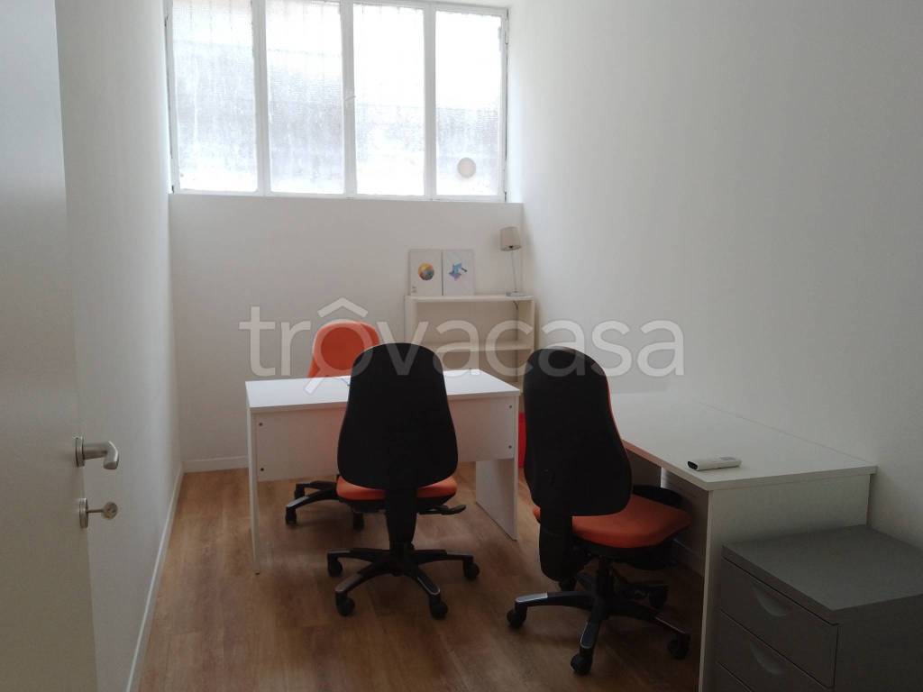 ufficio in affitto a Milano