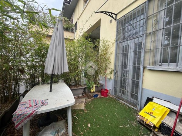appartamento in affitto a Milano in zona Famagosta