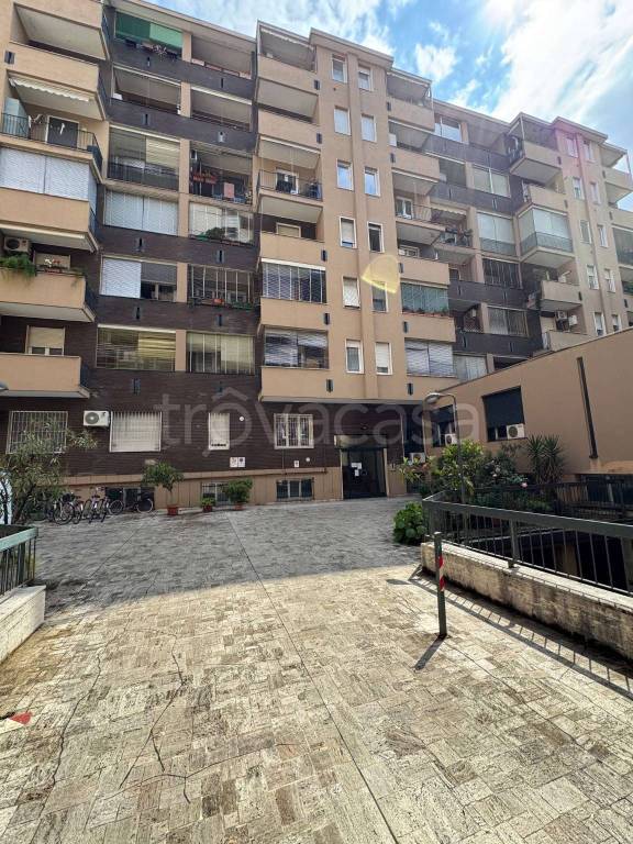appartamento in affitto a Milano in zona Porta Genova