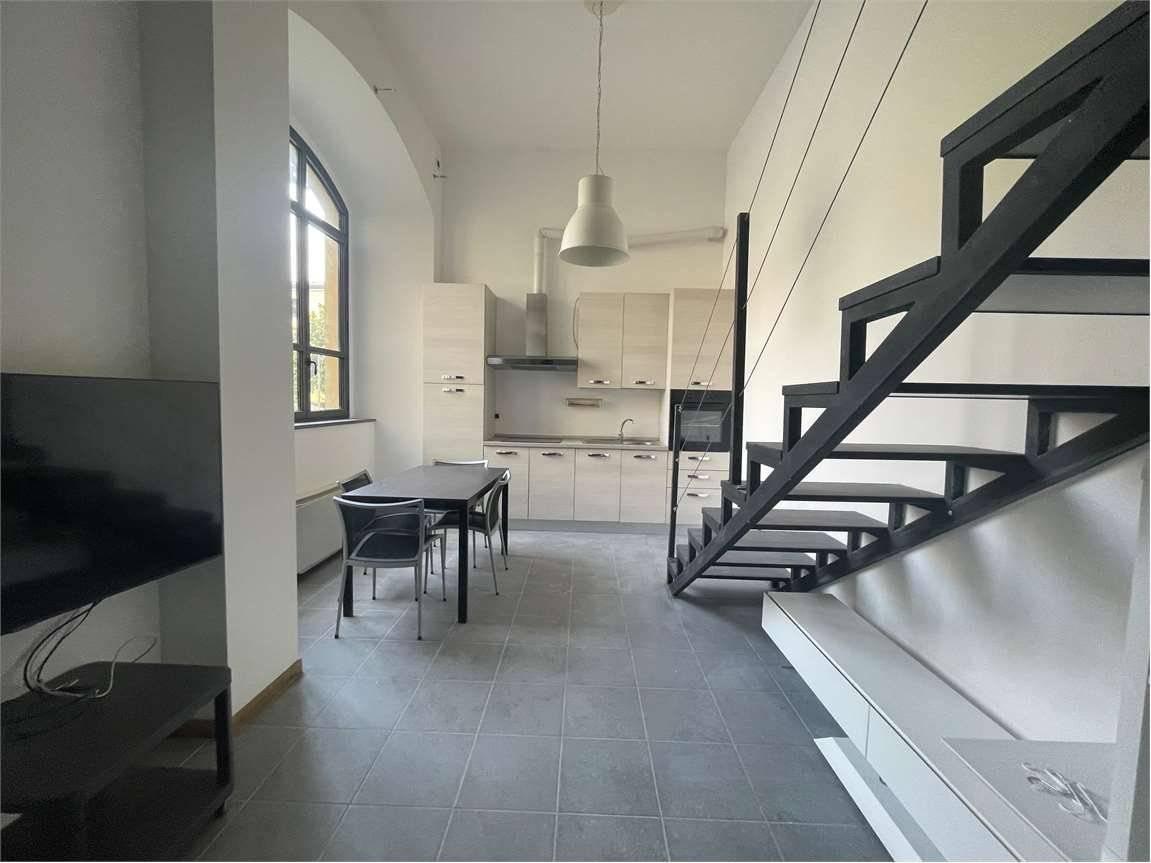 appartamento in affitto a Milano in zona Famagosta