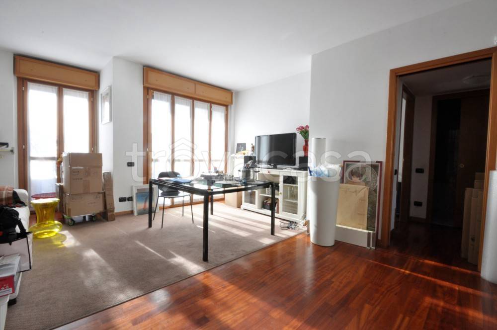 appartamento in affitto a Milano in zona Piazzale Lodi