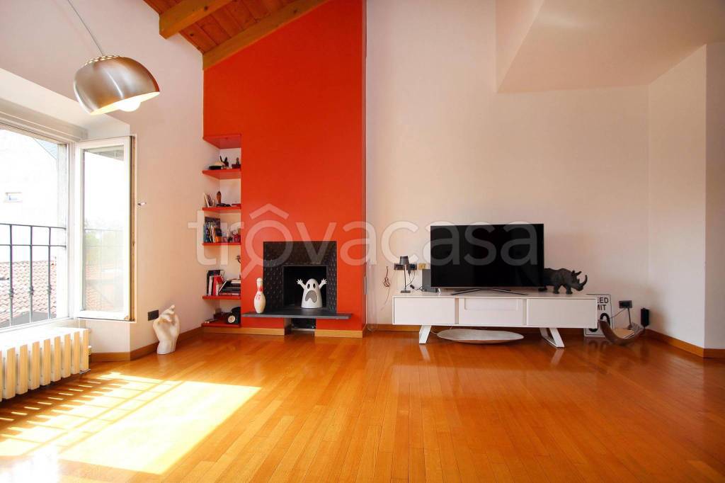 appartamento in affitto a Milano in zona Brera