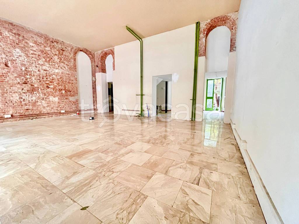 trivano in affitto a Milano in zona Città Studi
