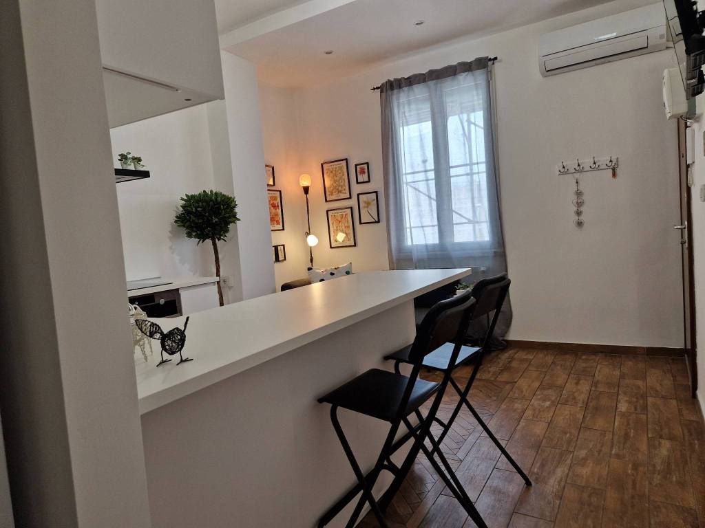appartamento in affitto a Milano in zona Famagosta