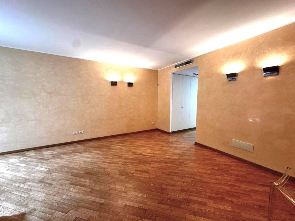 appartamento in affitto a Milano in zona Brera