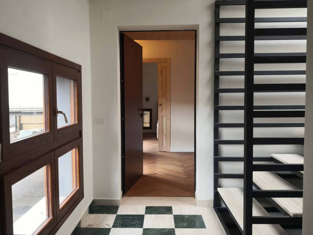 appartamento in affitto a Milano in zona Piazzale Lodi