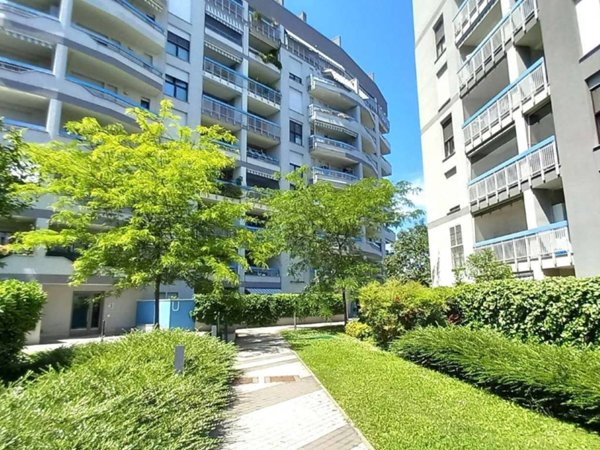 appartamento in affitto a Milano in zona Baggio