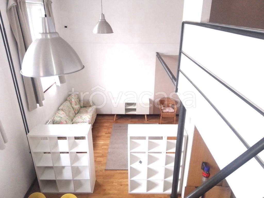 appartamento in affitto a Milano in zona Porta Genova
