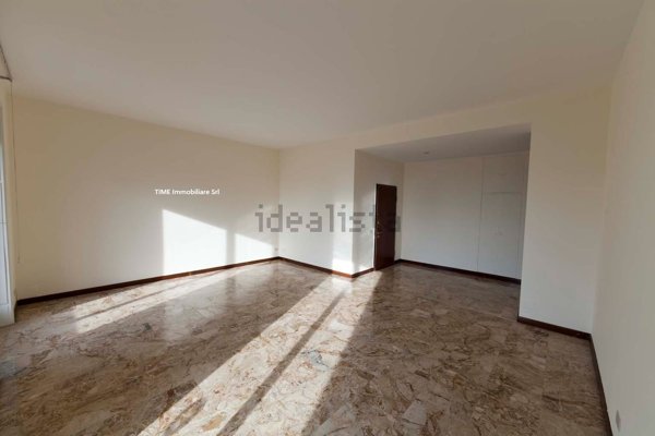 appartamento in affitto a Milano in zona Guastalla