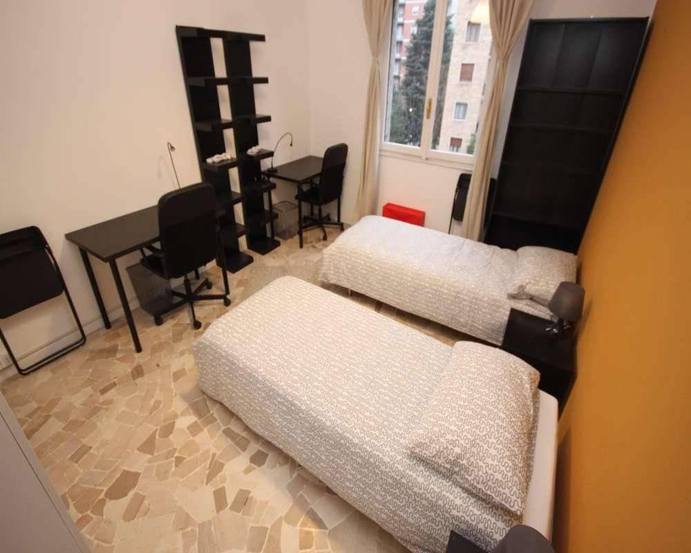 appartamento in affitto a Milano in zona Lorenteggio