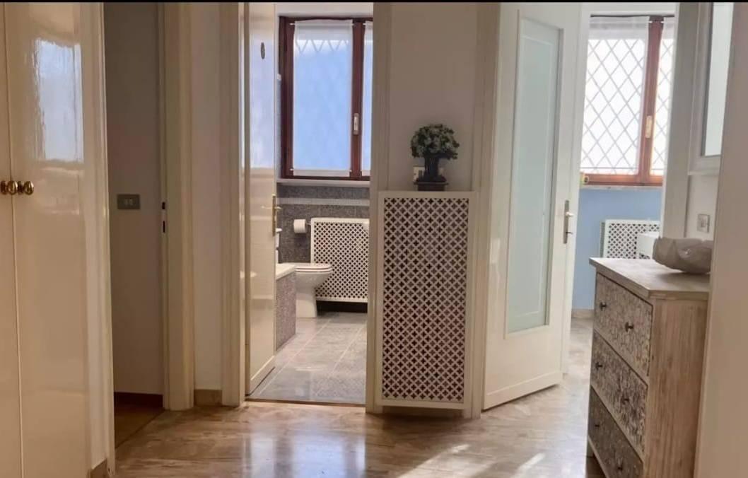 appartamento in affitto a Milano in zona Molino Dorino