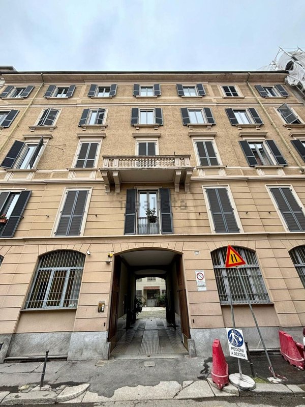appartamento in affitto a Milano in zona Porta Nuova